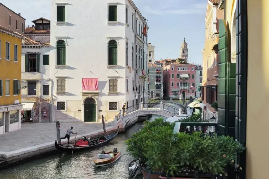 Where to Stay in Venice, View From Hotel American-Dinesen Room over Venice Canals