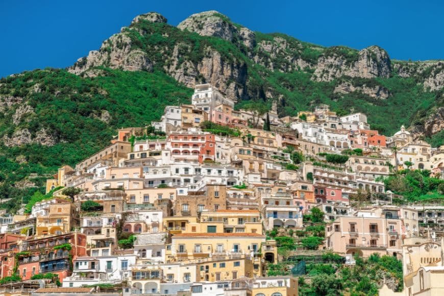 Amalfi Coast Travel Guide, Buildings in Hillside in Positano