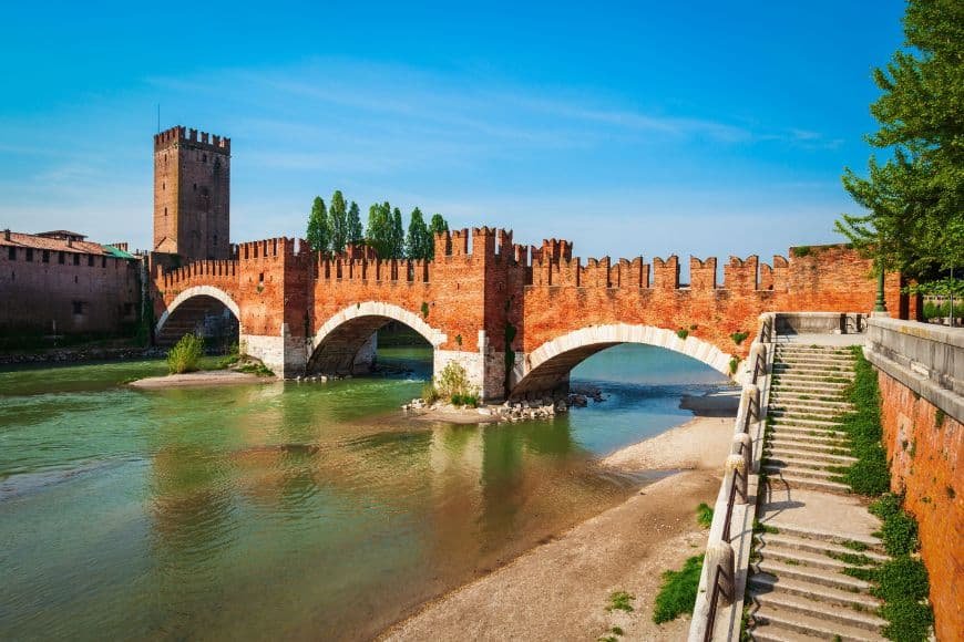 Things to do in Verona, Castelvecchio fortress and Scaliger Bridge over the Adige River