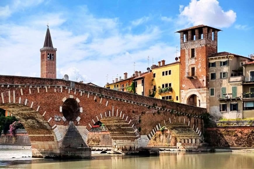 One Day in Verona, Ponte Pietra stone bridge over the Adige River in Verona