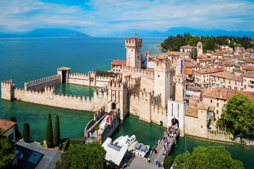 Verona Travel Guide, Sirmione, Italy