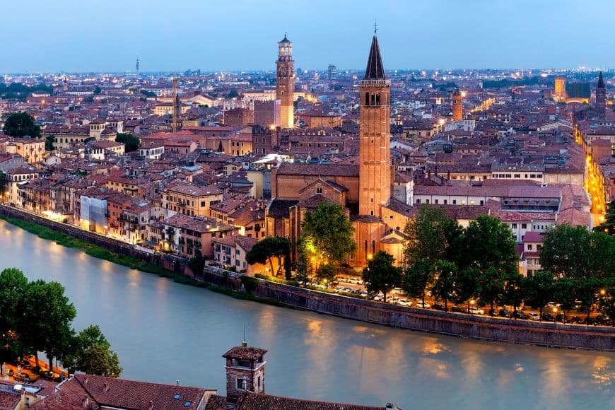 Verona Travel Guide