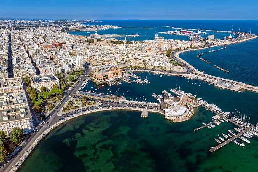 Southern Italy Travel Guide, Bari in Puglia, Italy