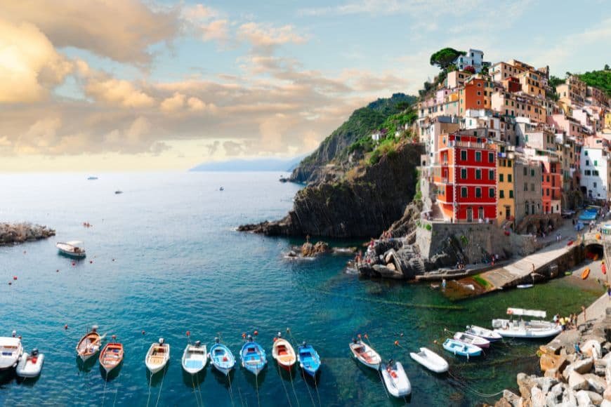 Cinque Terre Travel Guide
