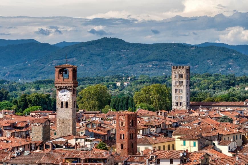 Tuscany Travel Guide, Lucca historic center in Tuscany