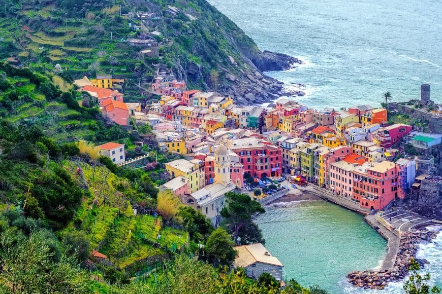 Cinque Terre Travel Guide, Vernazza Town in Cinque Terre