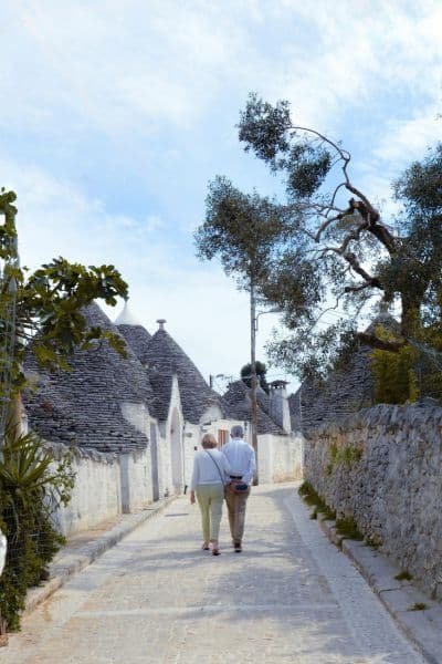 Alberobello Travel Guide