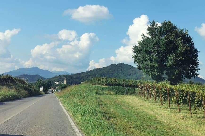 Is it hard to drive in Italy as a tourist, Driving in Franciacorta countryside road