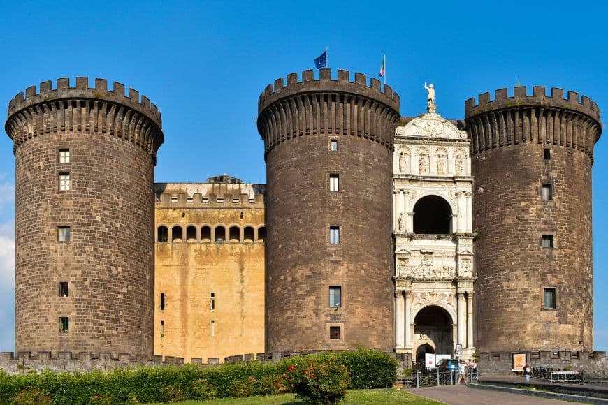 Is Naples Safe For Tourists