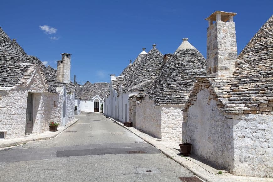 Alberobello Travel Guide, Rione Aia piccola quiet streets in Alberobello, Italy