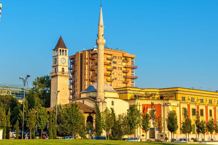 Tirana Travel Guide, Et'hem Bey Mosque, an Ottoman landmark in central Tirana