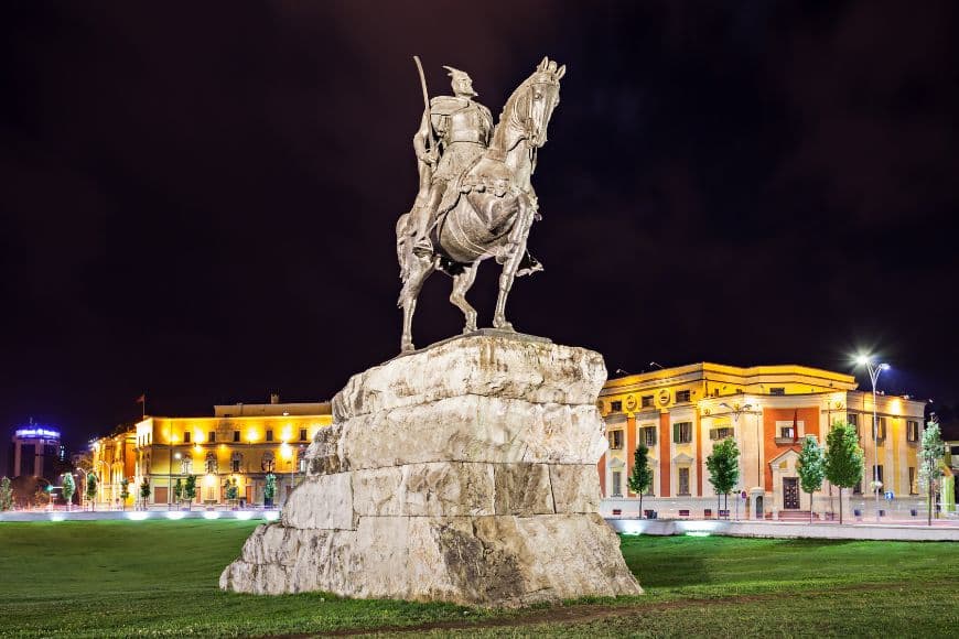 Tirana Travel Guide