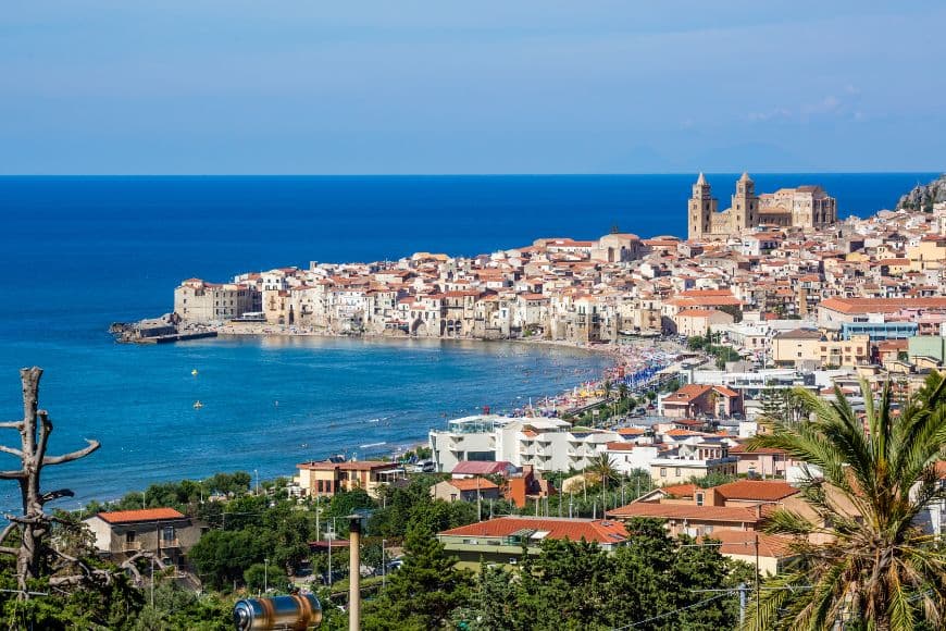Small Towns in Italy to Visit, Cefalù historic town and beach on the northern coast of Sicily