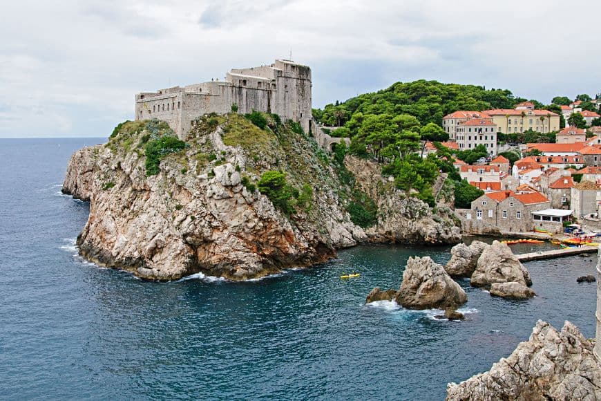 Croatia Travel Guide, Lovrijenac Fortress overlooking the Adriatic Sea in Dubrovnik, Croatia