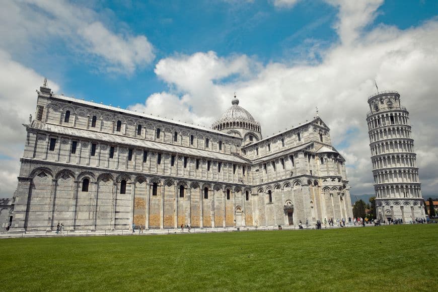 Do You Need A Car in Tuscany, Leaning Tower of Pisa and surrounding Piazza dei Miracoli